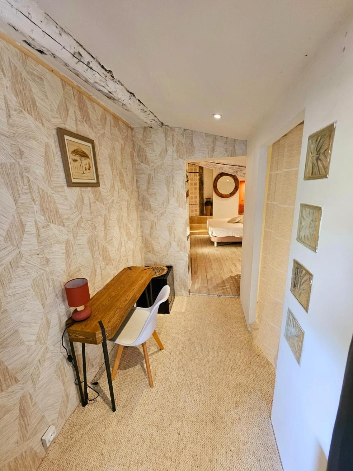 Suite Lou Peiro Cotignac Exterior photo